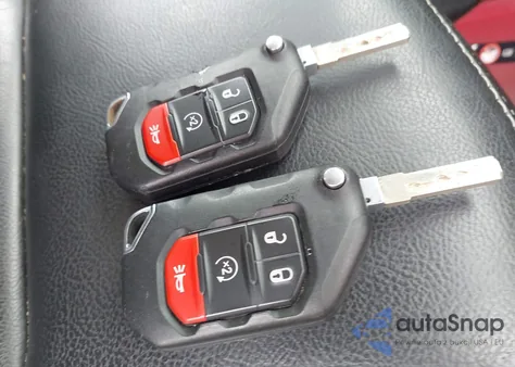 2020 Jeep Gladiator Overland 4X4 z USA, uszkodzony, nr VIN 1C6HJTFG3LL119807